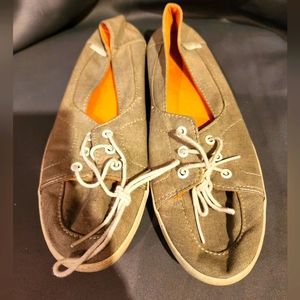 VANS Vintage Original Surf Siders Tan Womens 8.5 M Canvas 3 Eyelet Flat Shoes